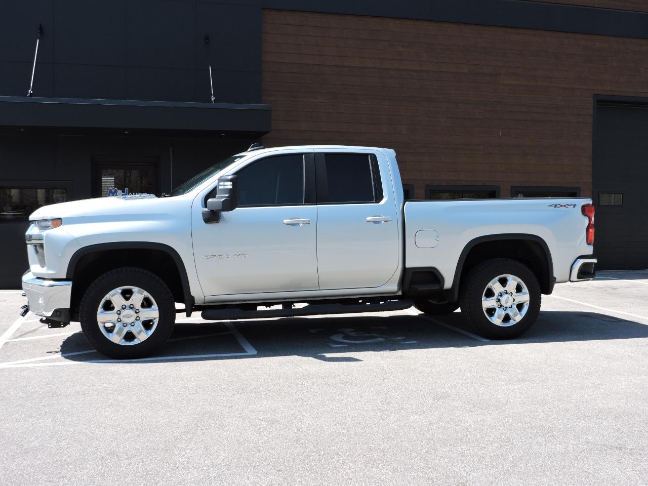 Chevrolet Silverado 2500HD 4WD Double Cab 149" LT 2020