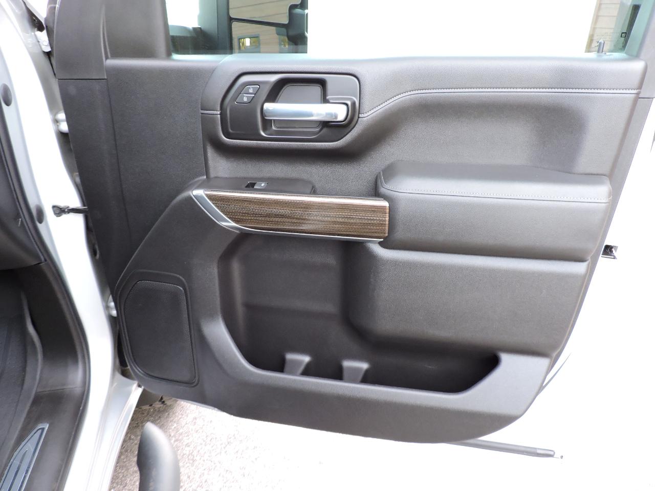 Chevrolet Silverado 2500HD 4WD Double Cab 149" LT 2020