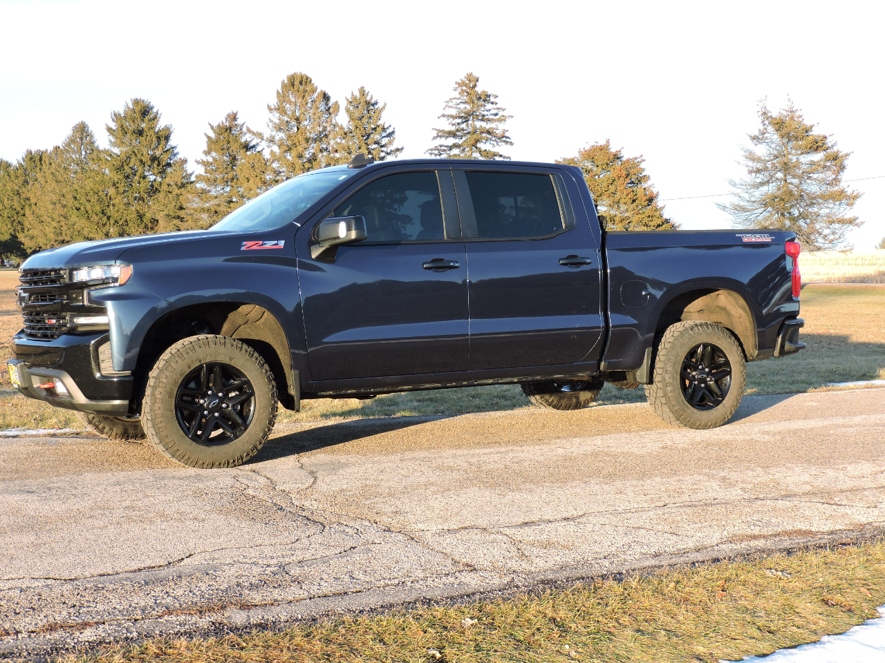 Chevrolet Silverado 1500 4WD Crew Cab 147" LT Trail Boss 2021