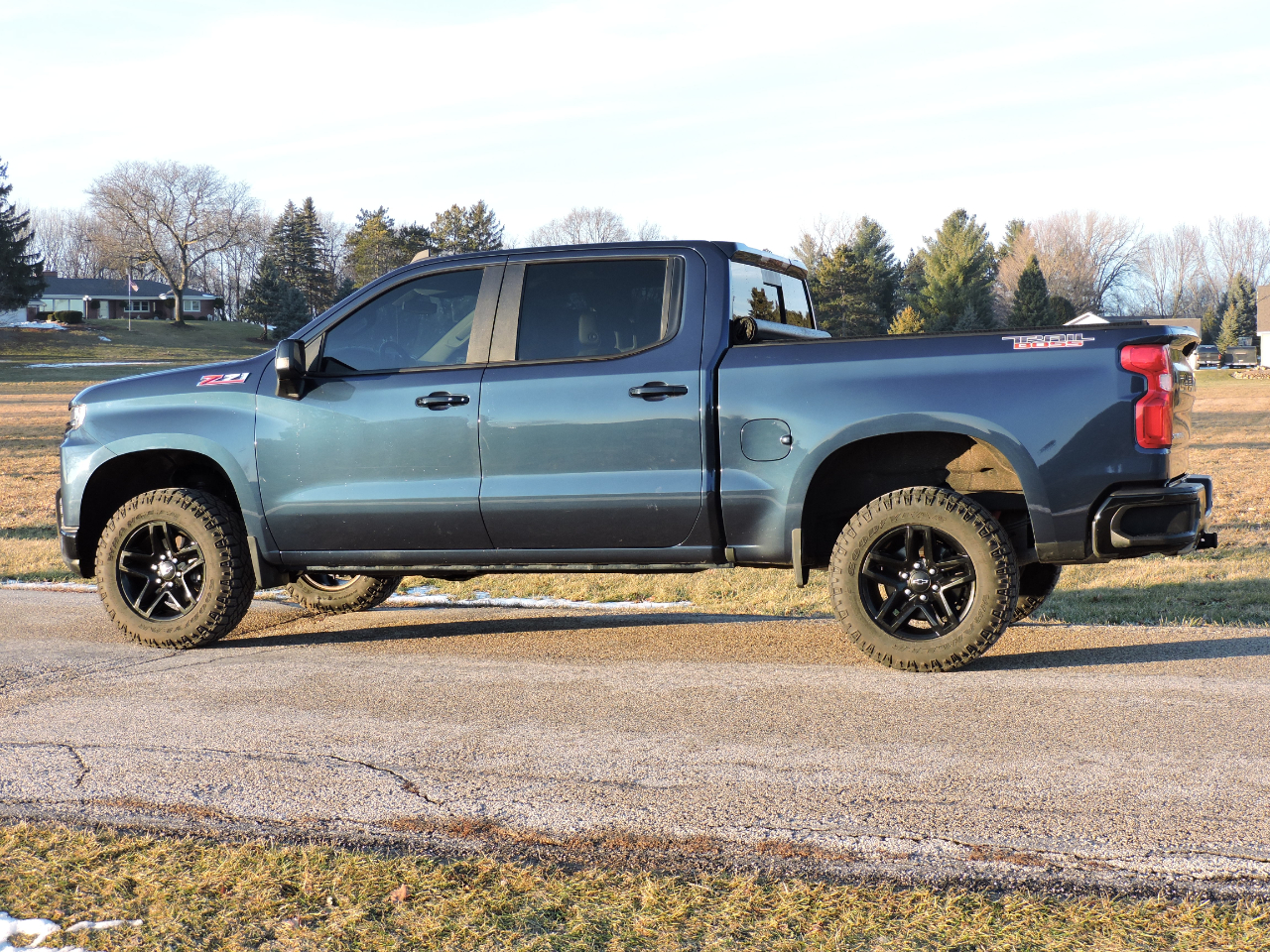 Chevrolet Silverado 1500 4WD Crew Cab 147" LT Trail Boss 2021