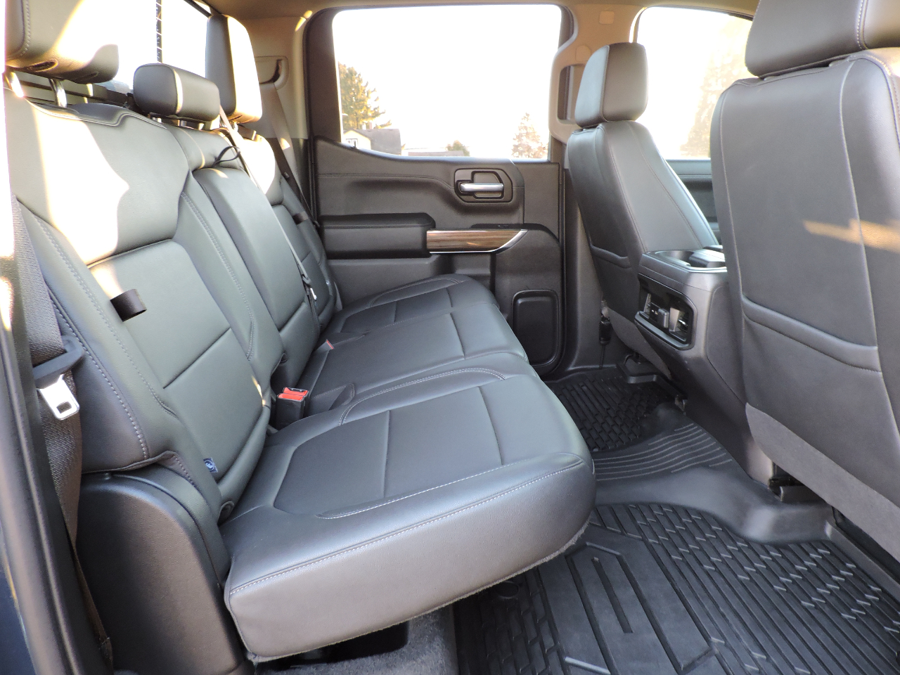 Chevrolet Silverado 1500 4WD Crew Cab 147" LT Trail Boss 2021