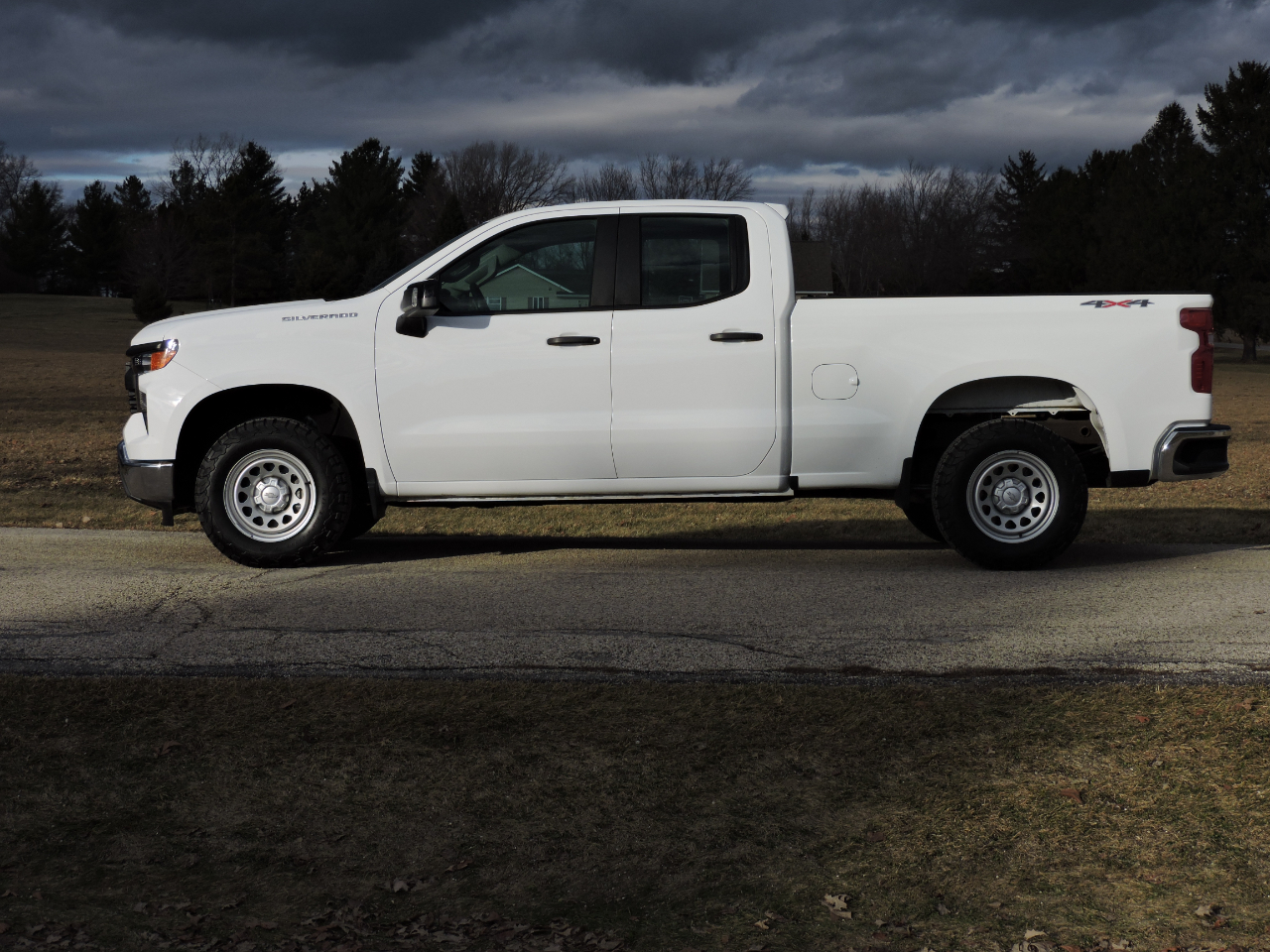 Chevrolet Silverado 1500 4WD Double Cab 147" Work Truck 2023