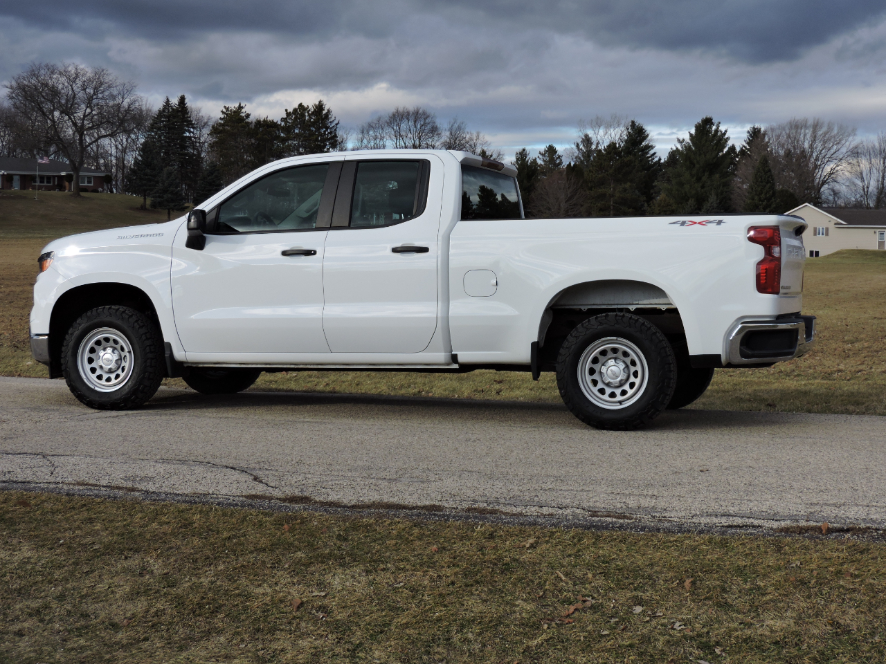 Chevrolet Silverado 1500 4WD Double Cab 147" Work Truck 2023