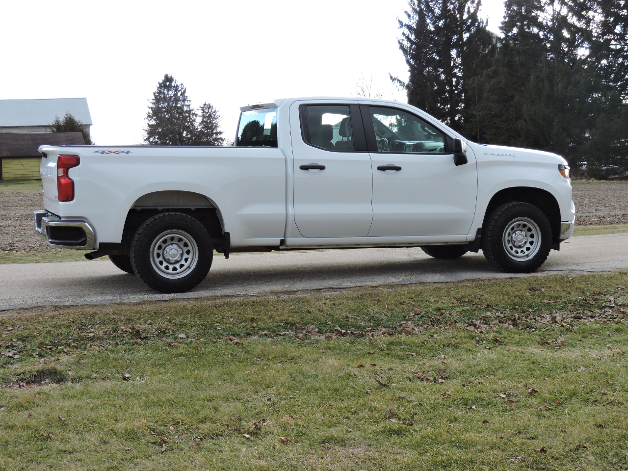 Chevrolet Silverado 1500 4WD Double Cab 147" Work Truck 2023