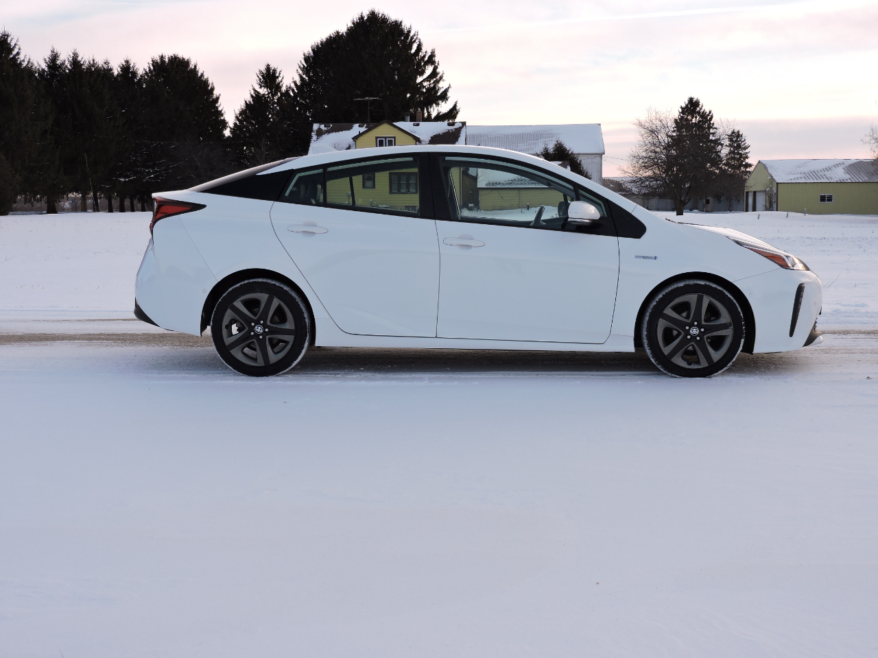 Toyota Prius XLE (Natl) 2021