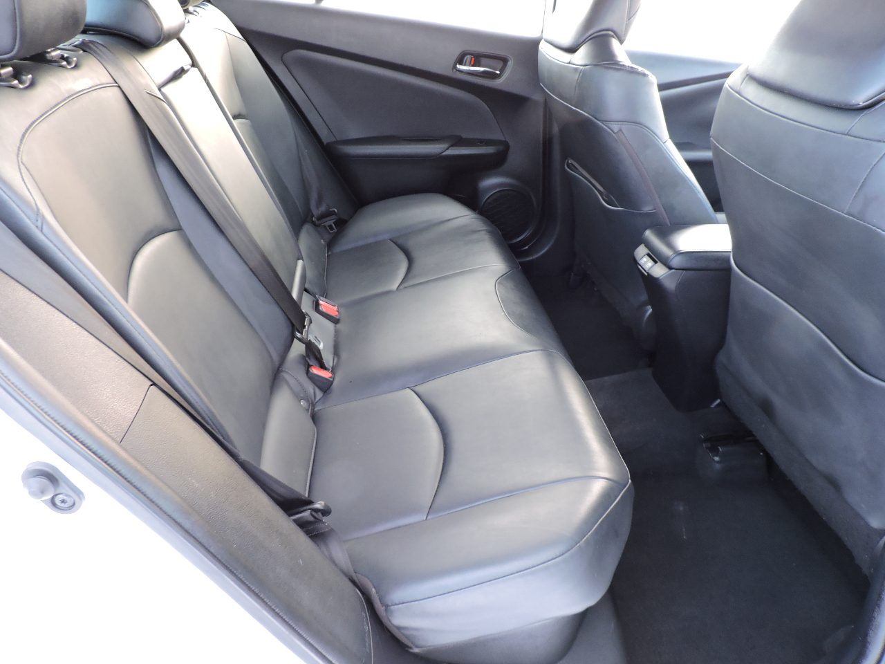 Toyota Prius XLE (Natl) 2021