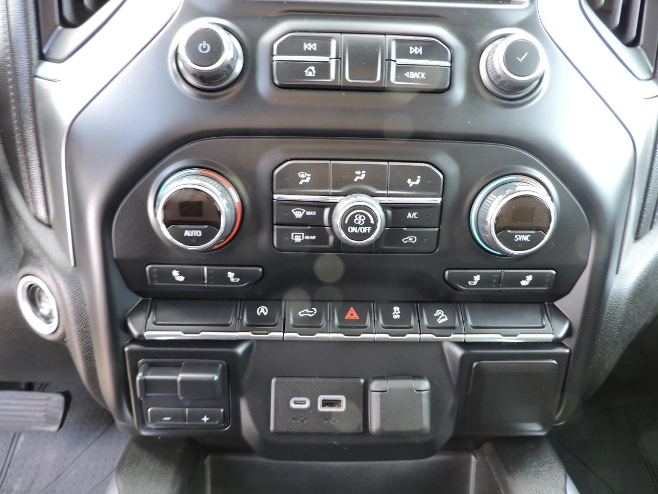 Chevrolet Silverado 1500 4WD Crew Cab 147" LT Trail Boss 2019