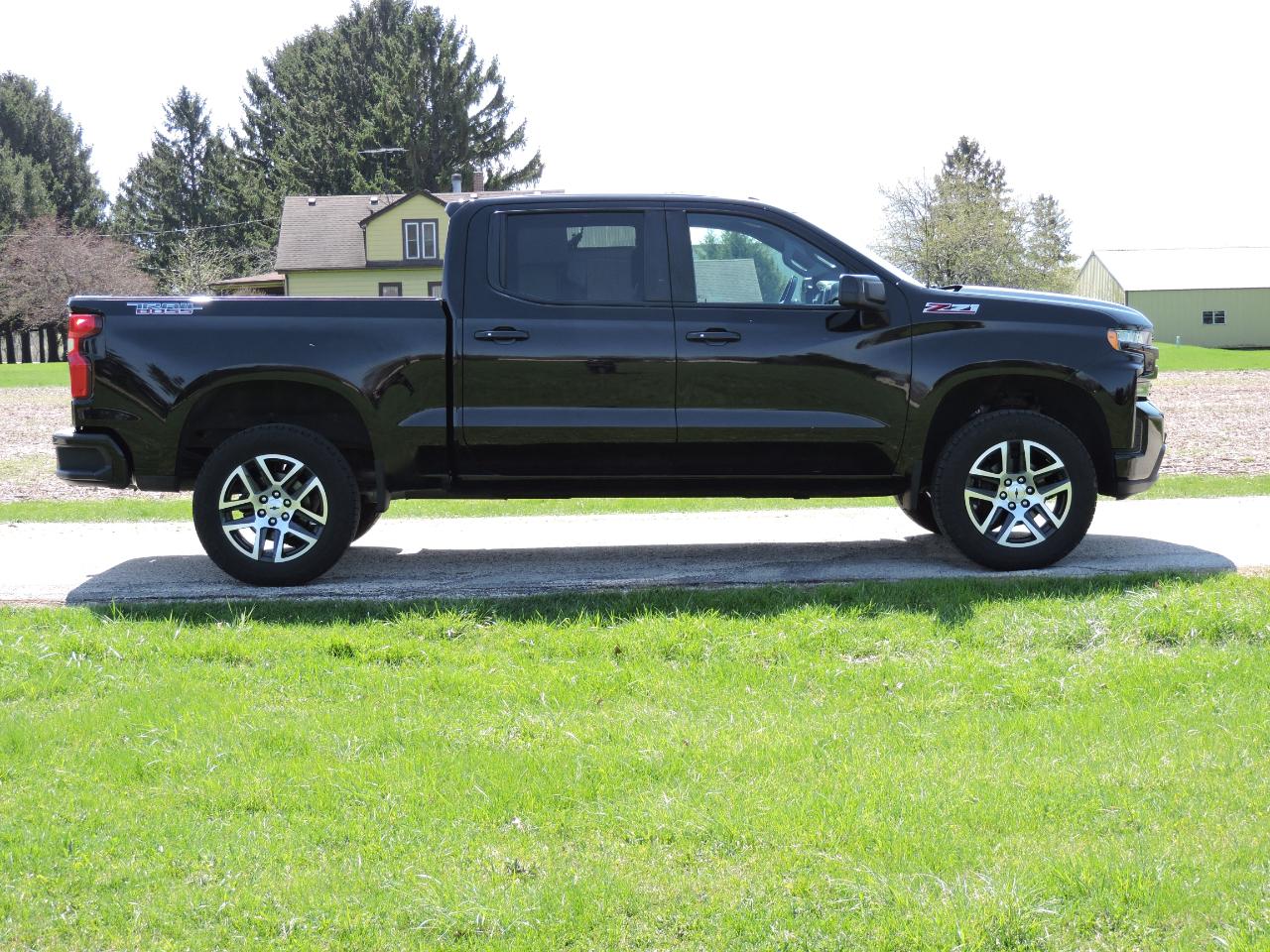 Chevrolet Silverado 1500 4WD Crew Cab 147" LT Trail Boss 2019