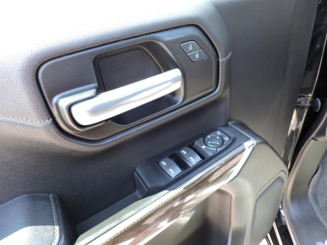 Chevrolet Silverado 1500 4WD Crew Cab 147" LT Trail Boss 2019