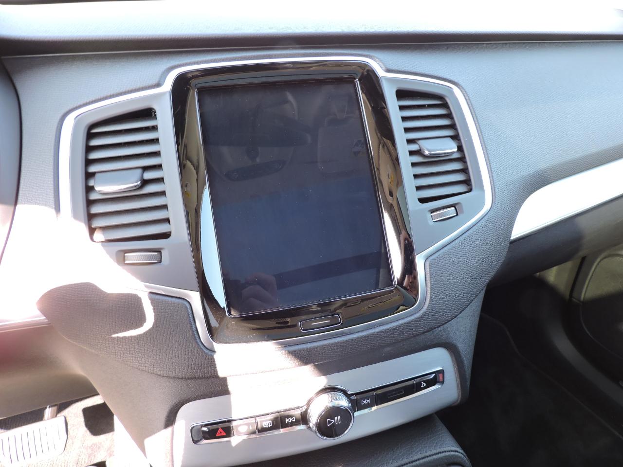 Volvo XC90 T5 AWD 7-Passenger Momentum 2018