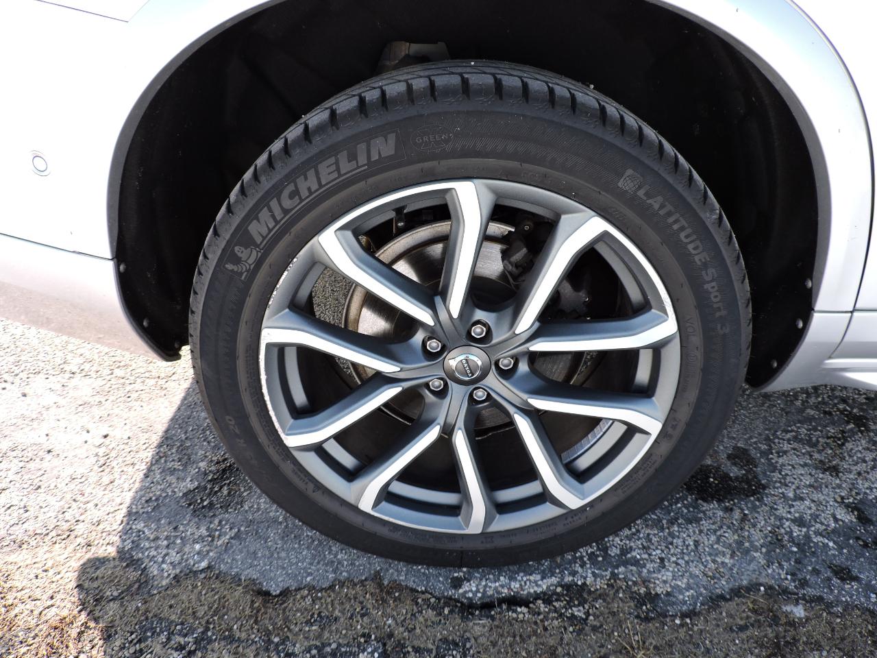 Volvo XC90 T5 AWD 7-Passenger Momentum 2018