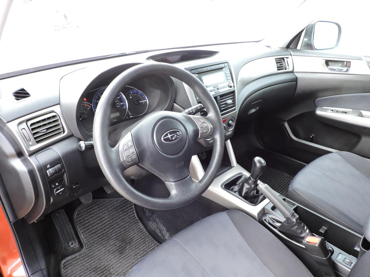 Subaru Forester 4dr Man 2.5X Premium w/All-Weather Pkg 2010