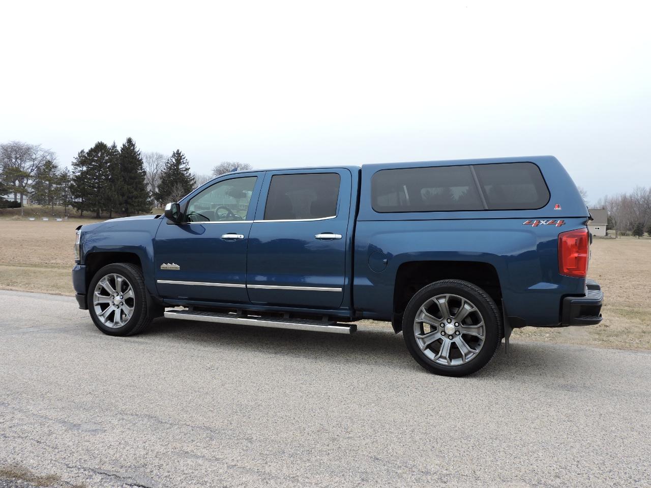 Chevrolet Silverado 1500 4WD Crew Cab 143.5" High Country 2018