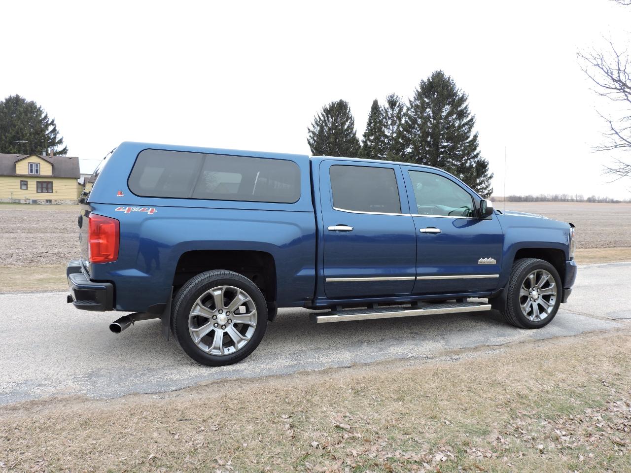 Chevrolet Silverado 1500 4WD Crew Cab 143.5" High Country 2018