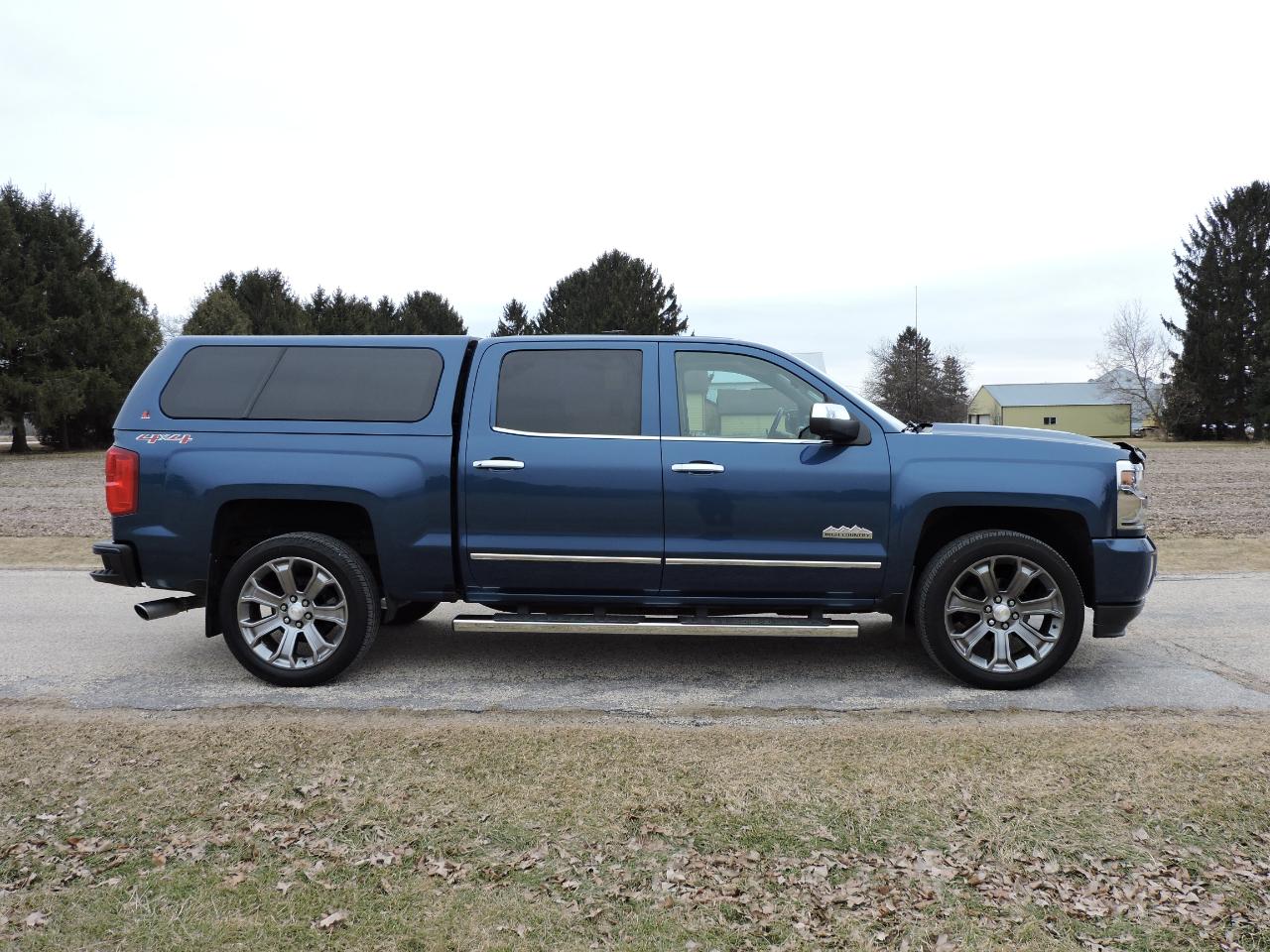 Chevrolet Silverado 1500 4WD Crew Cab 143.5" High Country 2018