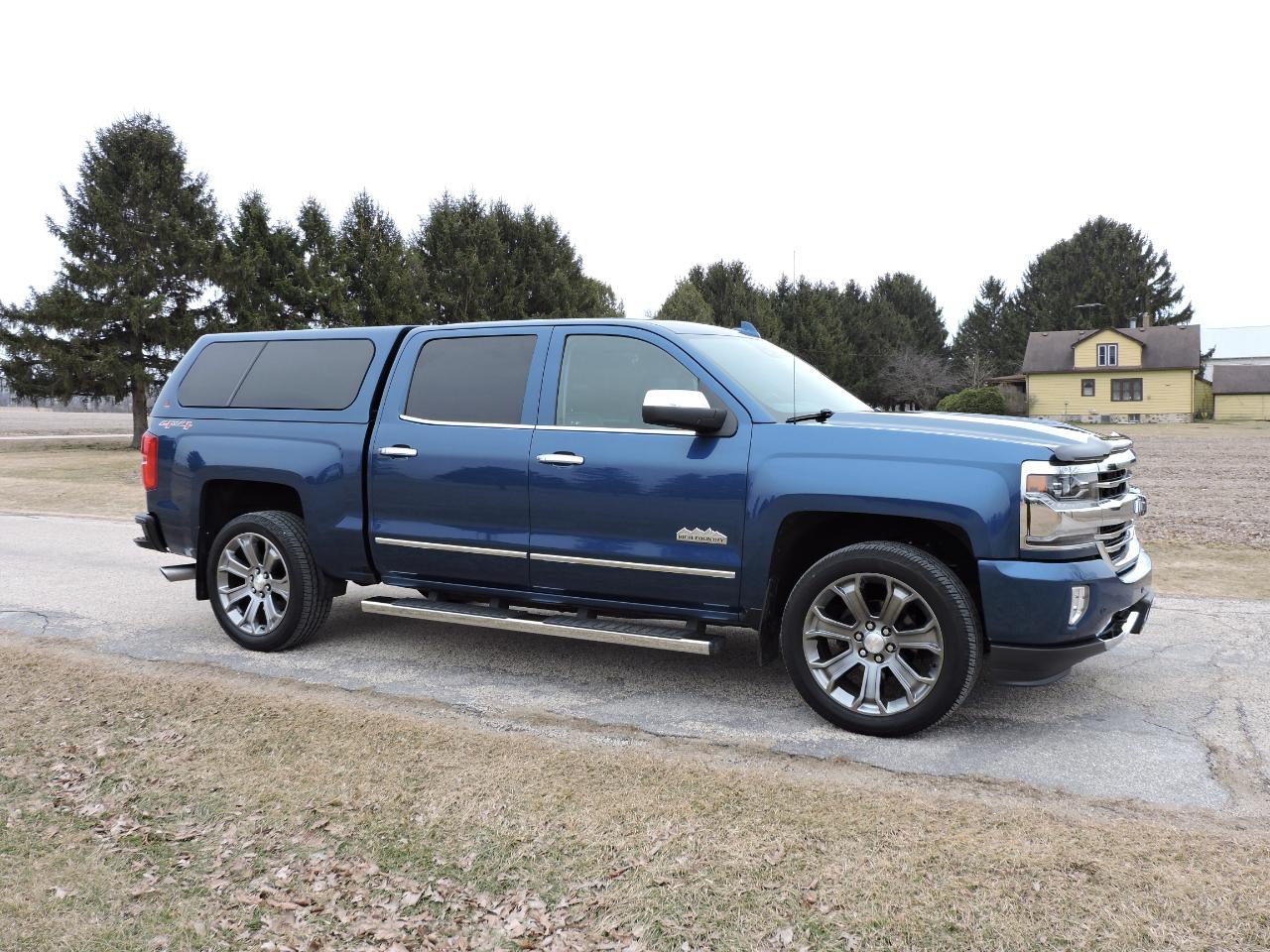Chevrolet Silverado 1500 4WD Crew Cab 143.5" High Country 2018