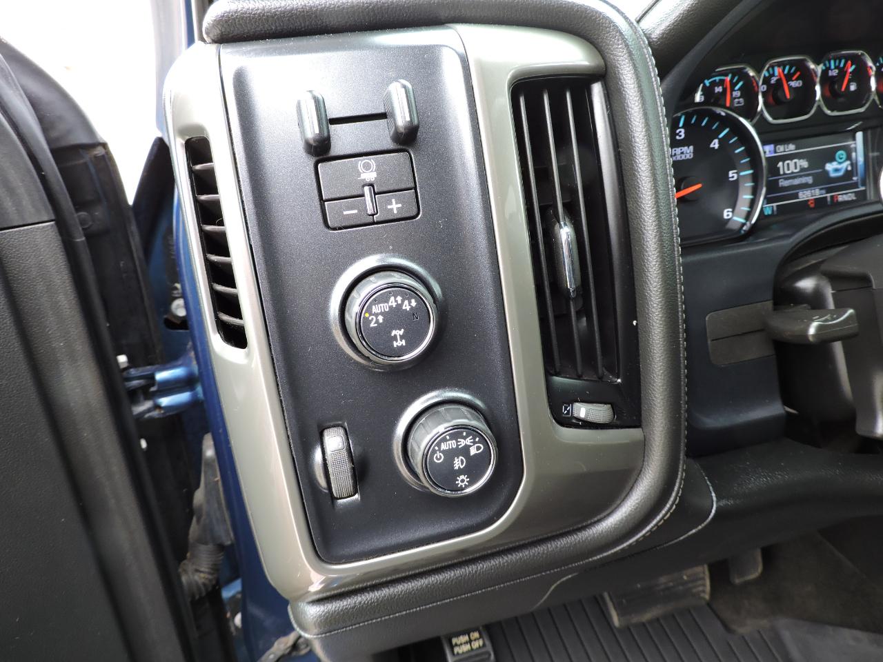 Chevrolet Silverado 1500 4WD Crew Cab 143.5" High Country 2018