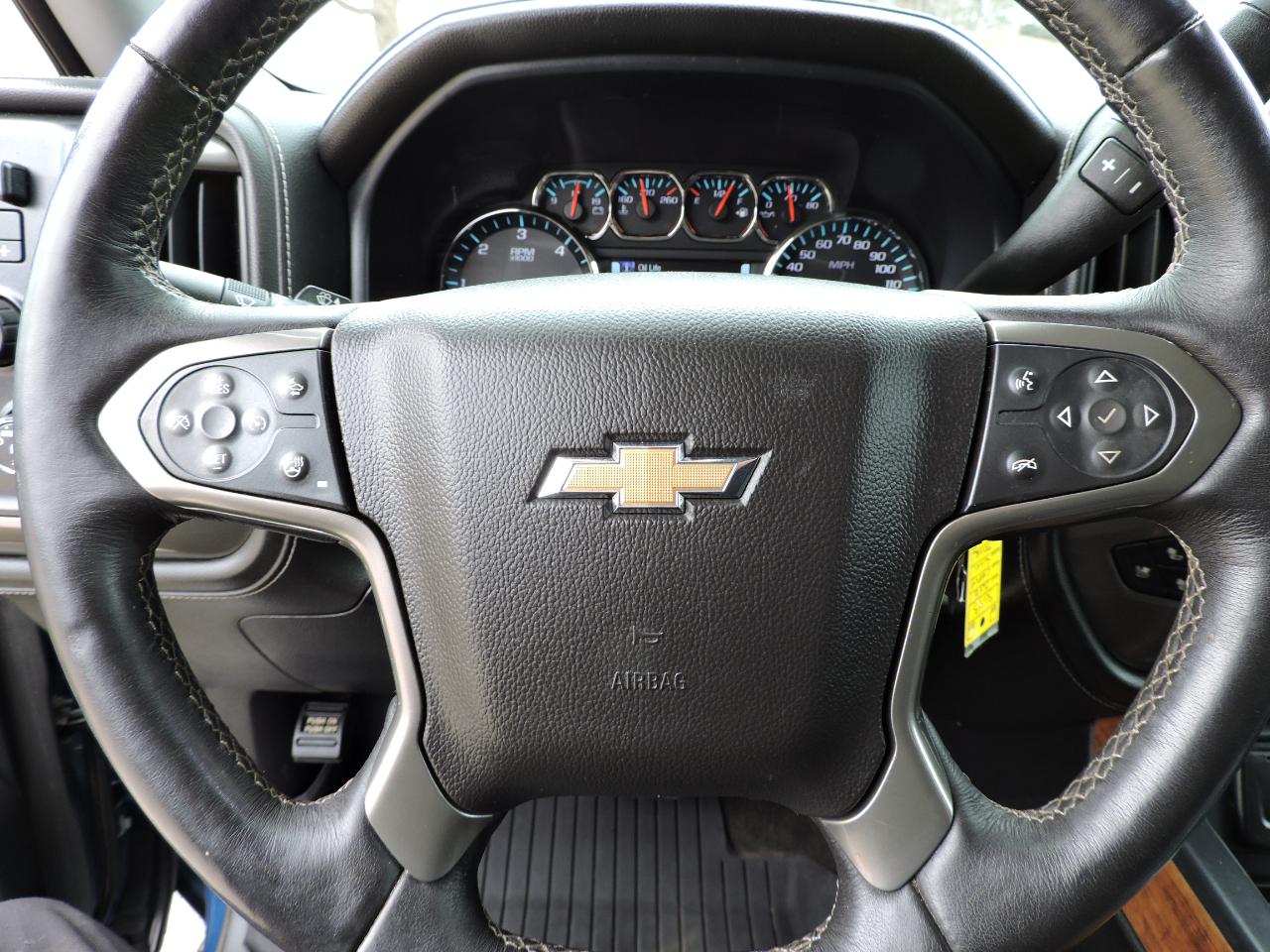 Chevrolet Silverado 1500 4WD Crew Cab 143.5" High Country 2018