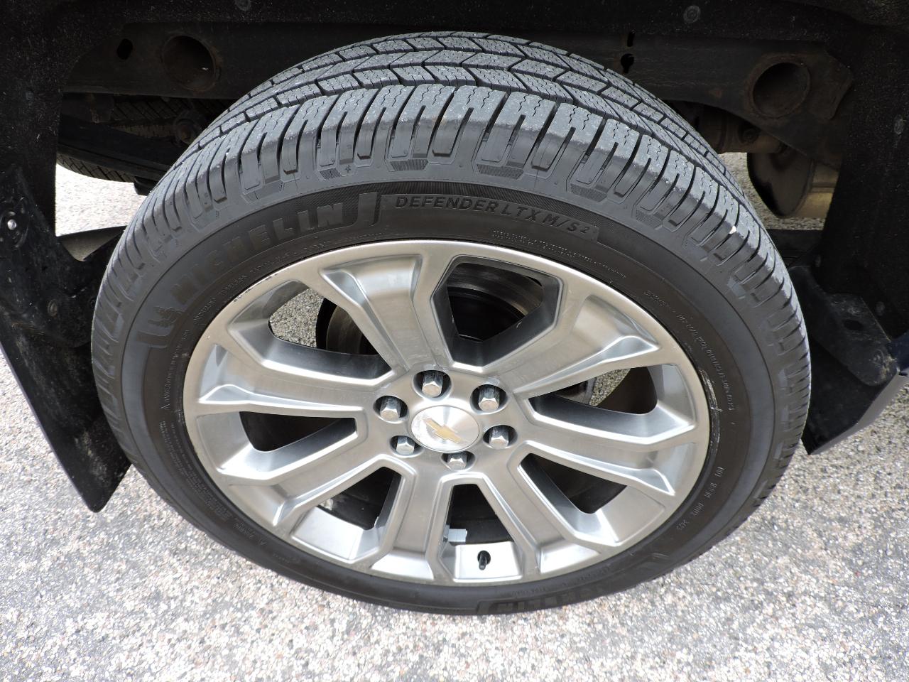 Chevrolet Silverado 1500 4WD Crew Cab 143.5" High Country 2018