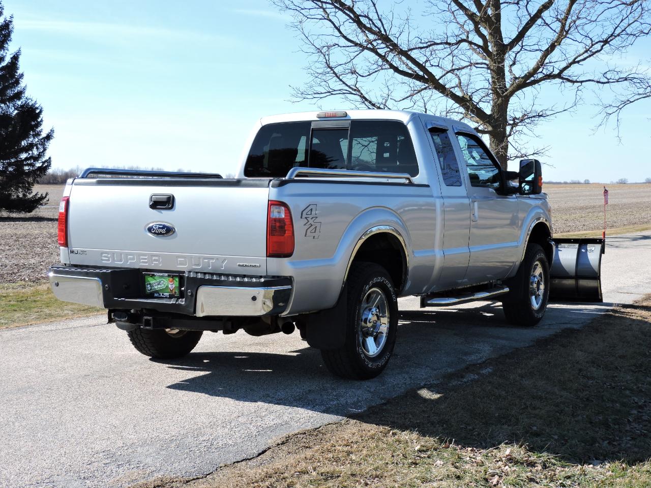 Ford Super Duty F-250 SRW 4WD SuperCab 142" Lariat 2012