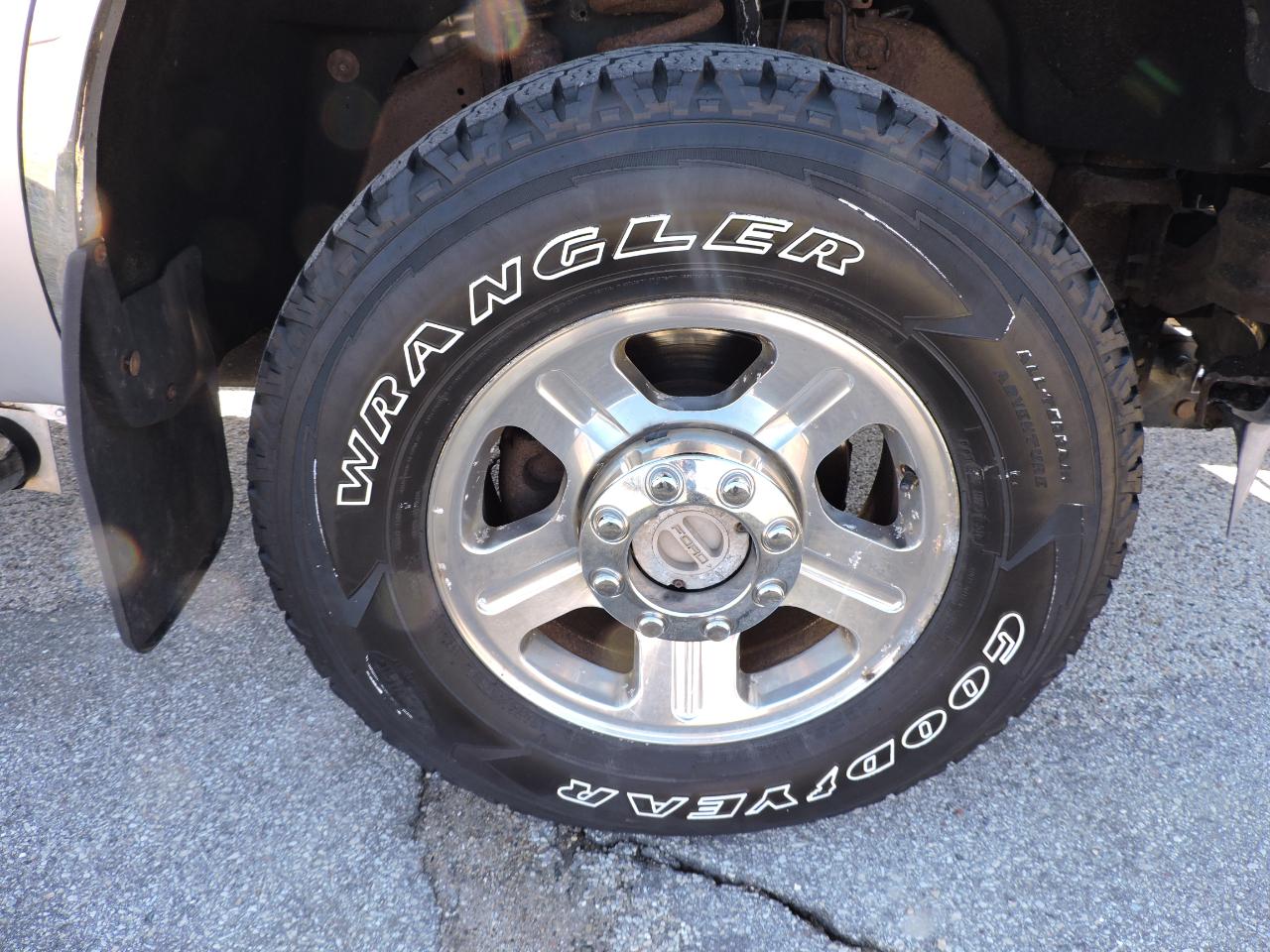 Ford Super Duty F-250 SRW 4WD SuperCab 142" Lariat 2012