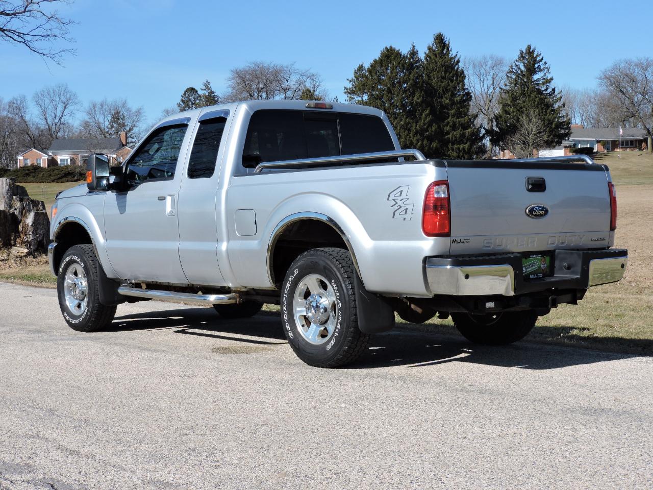Ford Super Duty F-250 SRW 4WD SuperCab 142" Lariat 2012