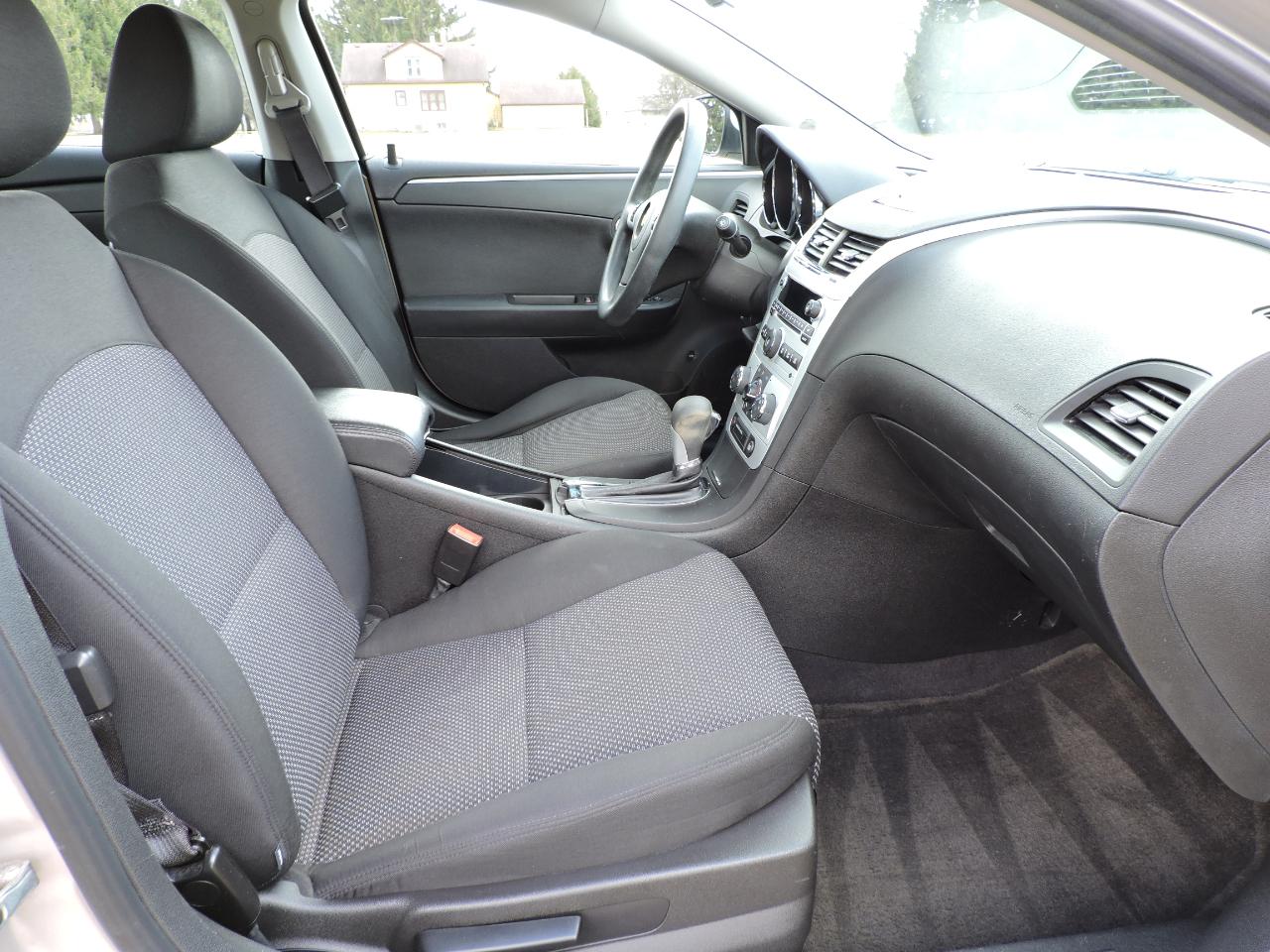 Chevrolet Malibu 4dr Sdn LT w/1LT 2011