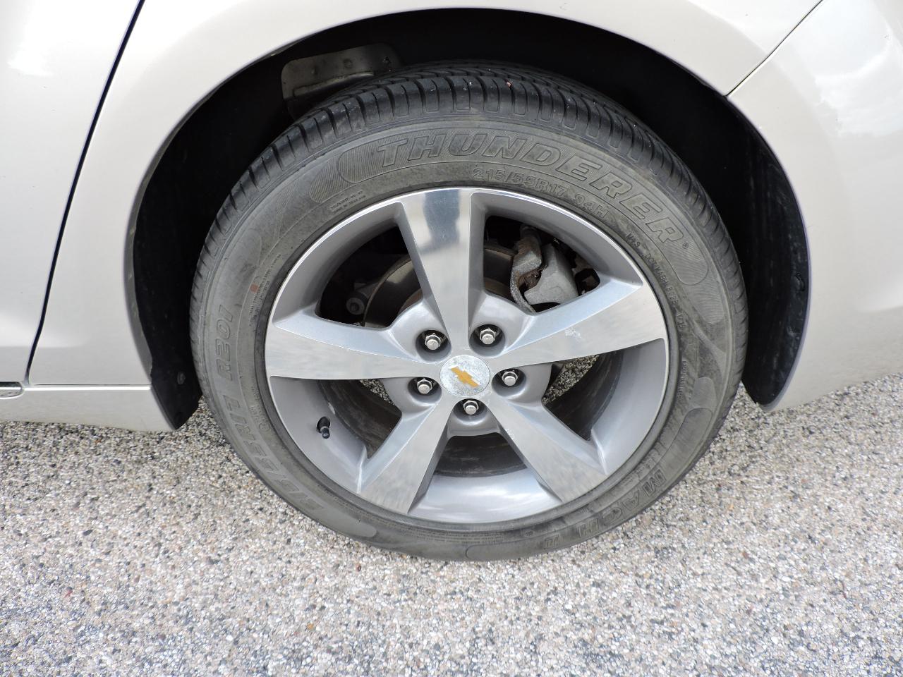 Chevrolet Malibu 4dr Sdn LT w/1LT 2011