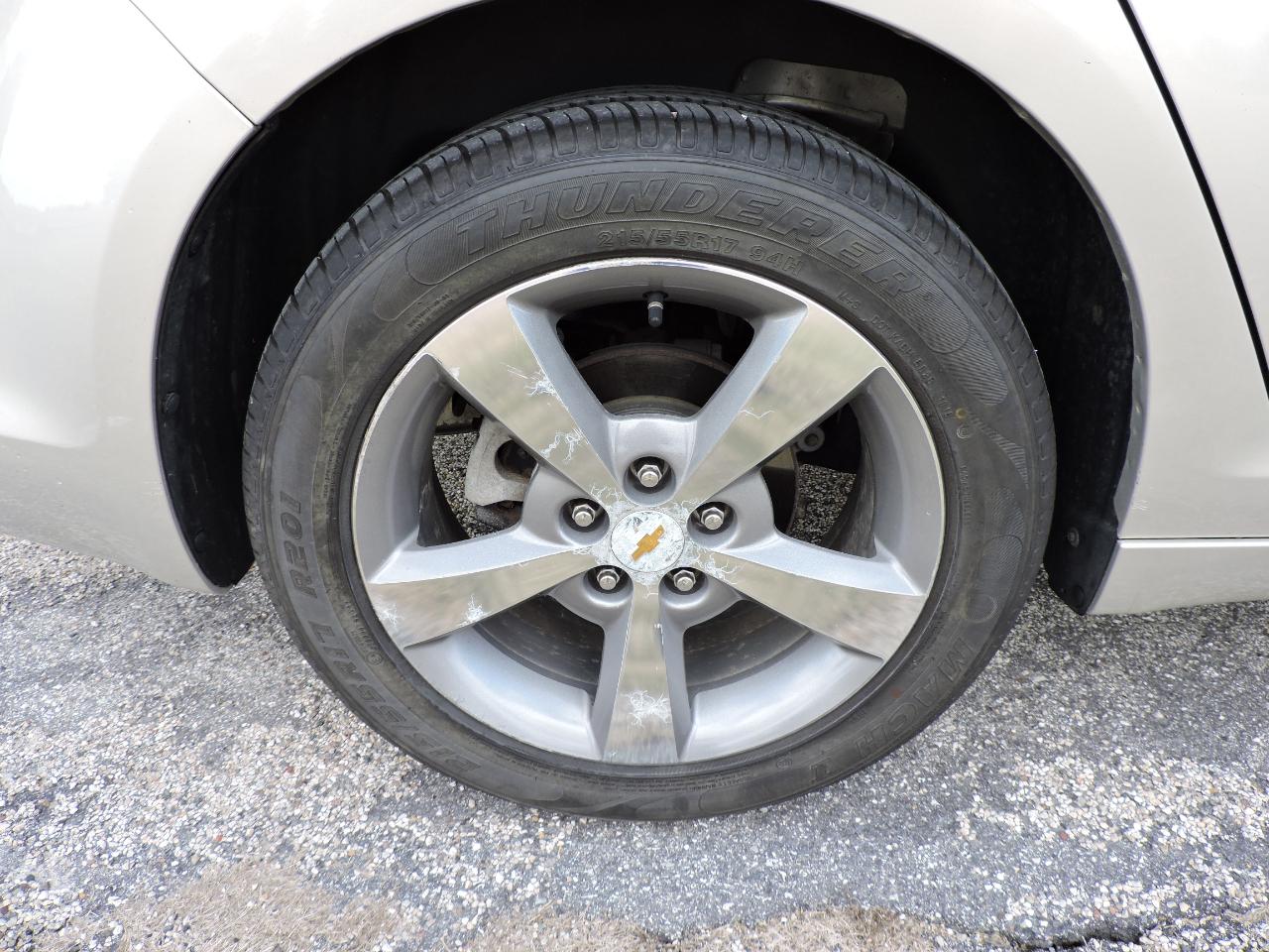 Chevrolet Malibu 4dr Sdn LT w/1LT 2011