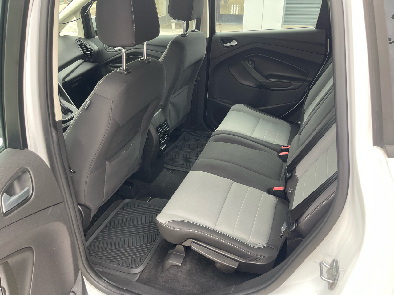 Ford C-Max Hybrid SE 2015 Ford C-Max Hybrid SE 2015