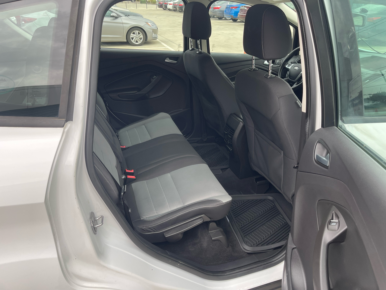 Ford C-Max Hybrid SE 2015 Ford C-Max Hybrid SE 2015