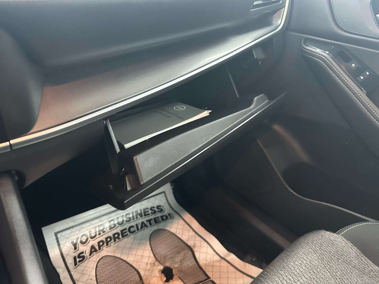 Nissan Rogue SV 2024 Nissan Rogue SV 2024