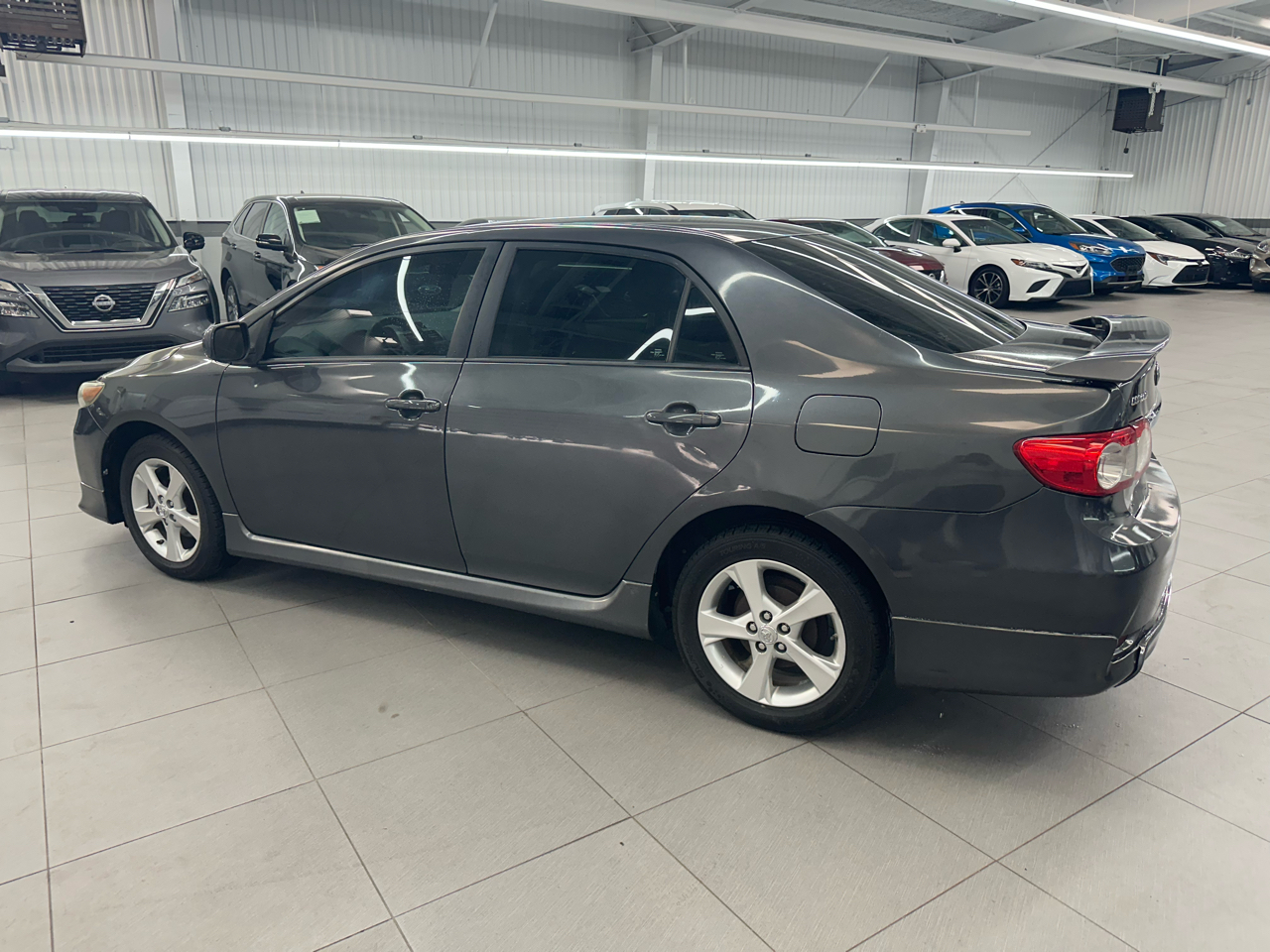 Toyota Corolla S 5-Speed MT 2012 Toyota Corolla S 5-Speed MT 2012