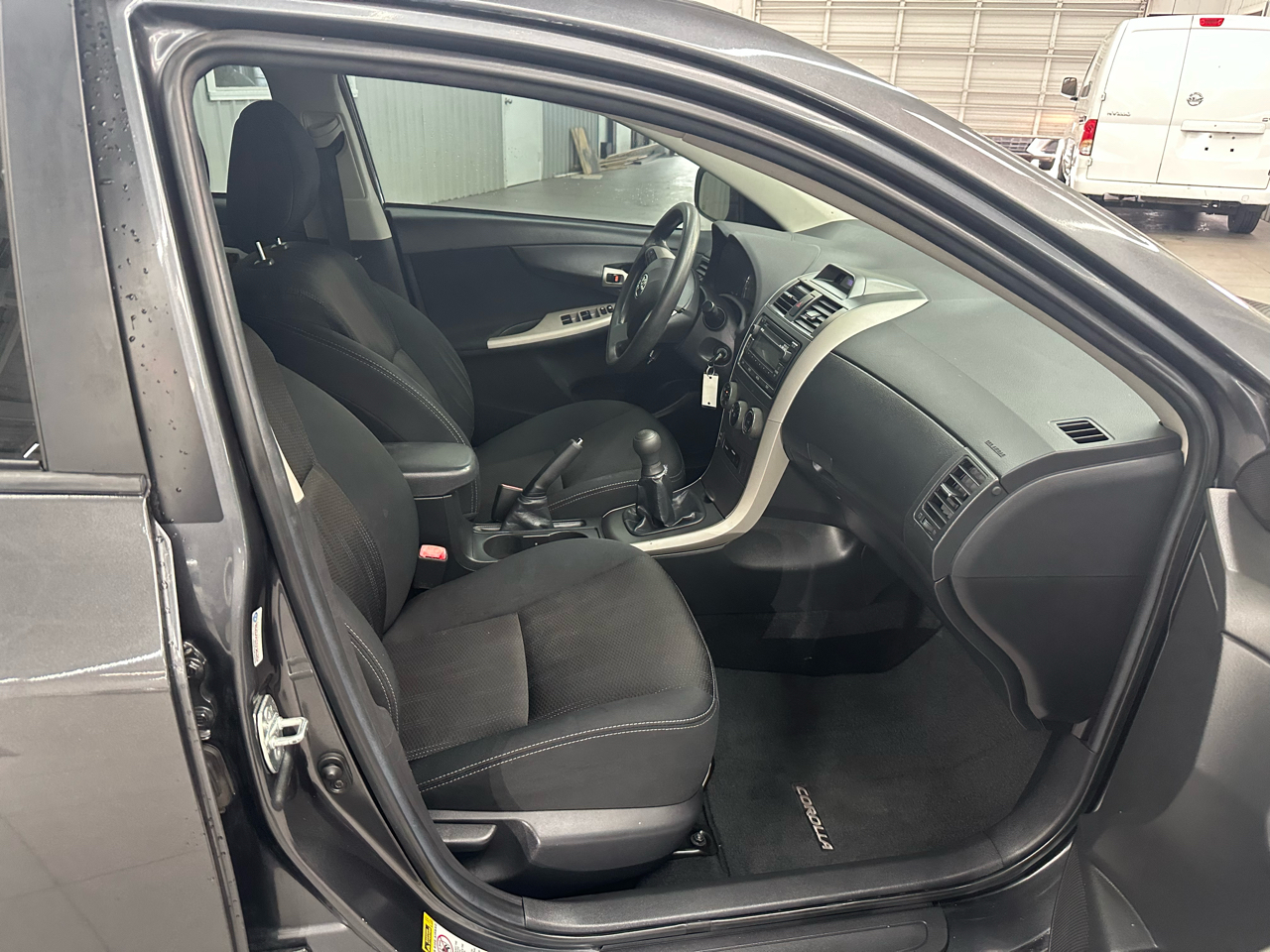 Toyota Corolla S 5-Speed MT 2012 Toyota Corolla S 5-Speed MT 2012