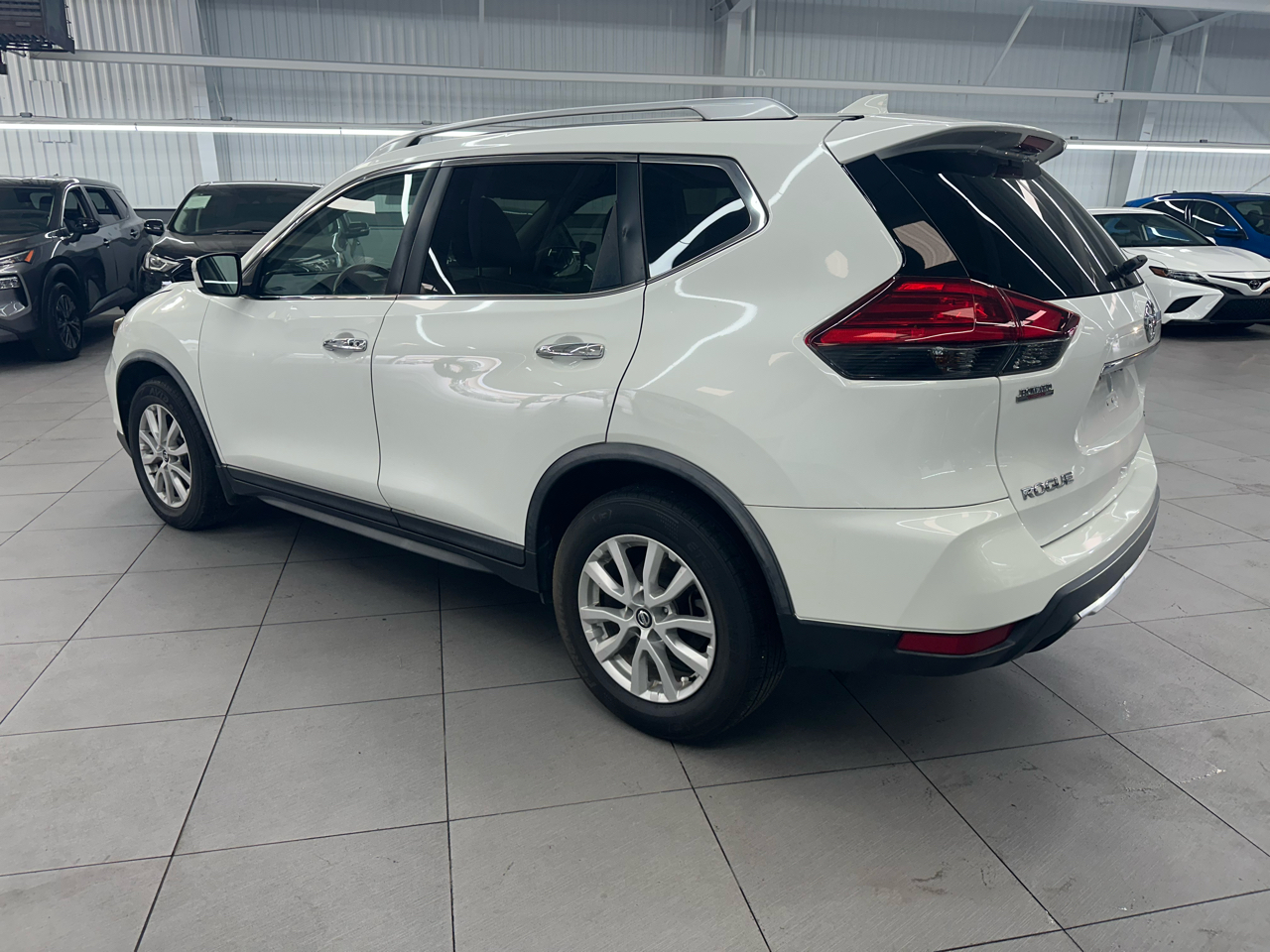 Nissan Rogue S 2WD 2017 Nissan Rogue S 2WD 2017