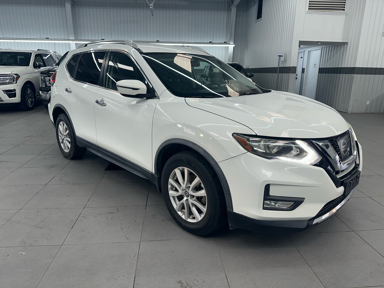 Nissan Rogue S 2WD 2017 Nissan Rogue S 2WD 2017