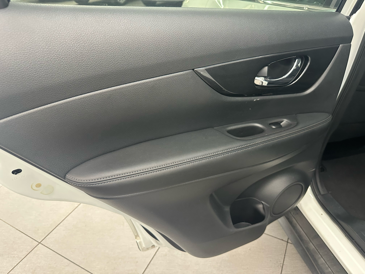 Nissan Rogue S 2WD 2017 Nissan Rogue S 2WD 2017