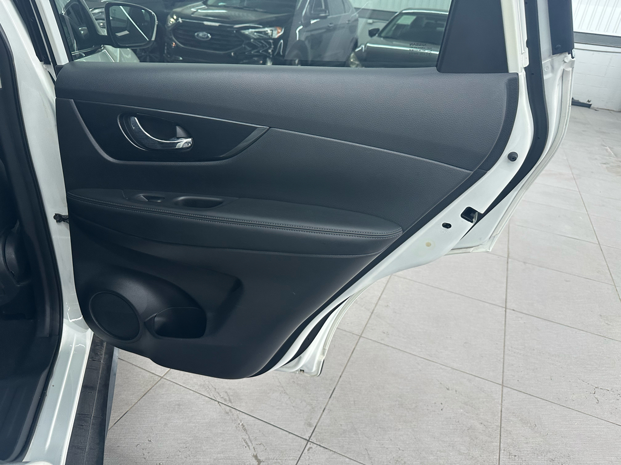 Nissan Rogue S 2WD 2017 Nissan Rogue S 2WD 2017