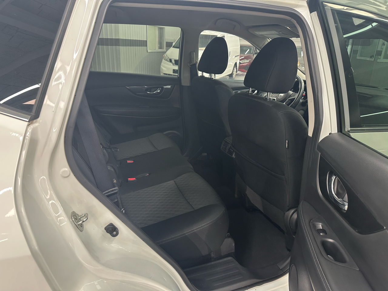 Nissan Rogue S 2WD 2017 Nissan Rogue S 2WD 2017