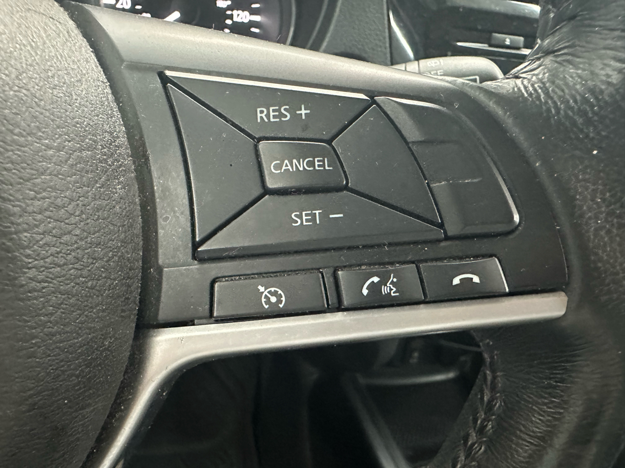 Nissan Rogue S 2WD 2017 Nissan Rogue S 2WD 2017