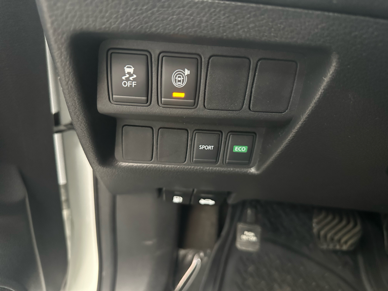 Nissan Rogue S 2WD 2017 Nissan Rogue S 2WD 2017