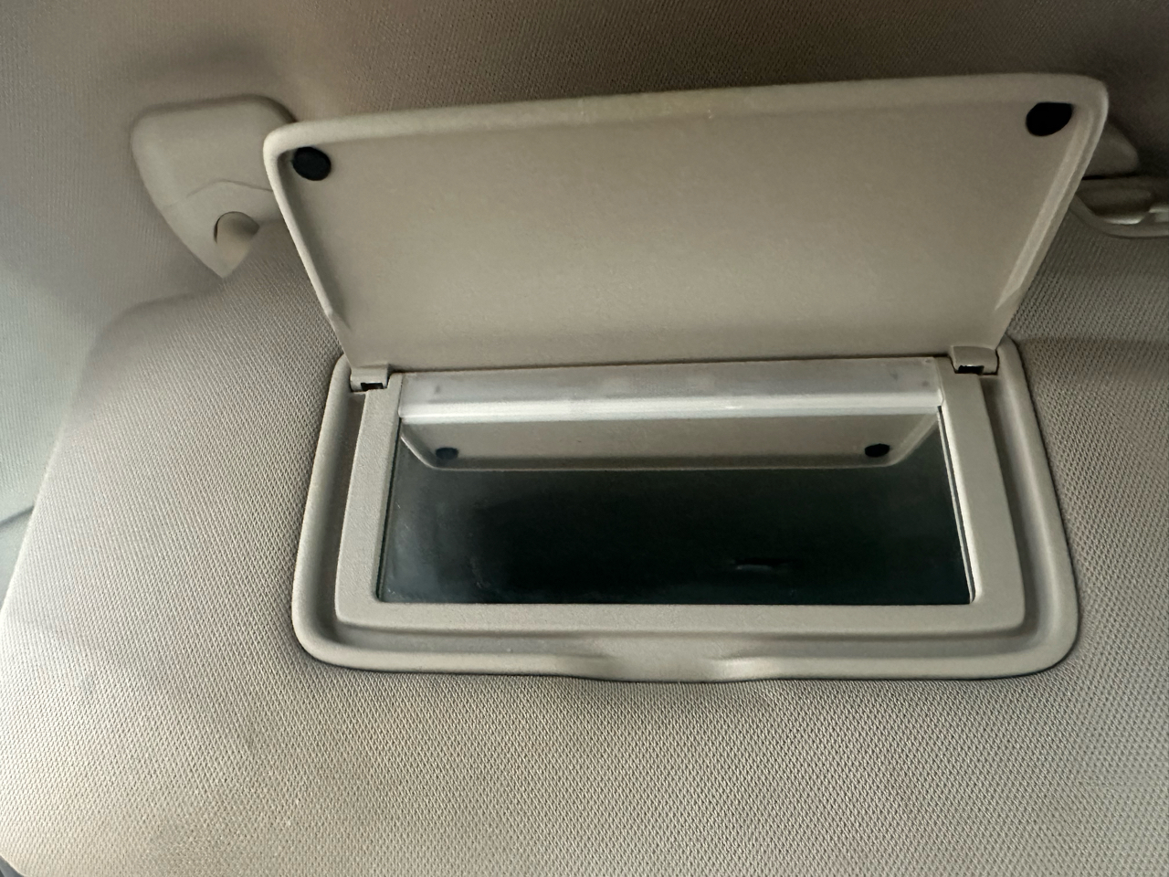 Nissan Rogue S 2WD 2017 Nissan Rogue S 2WD 2017