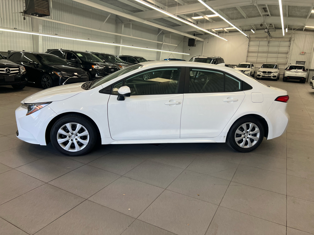 Toyota Corolla LE 2024