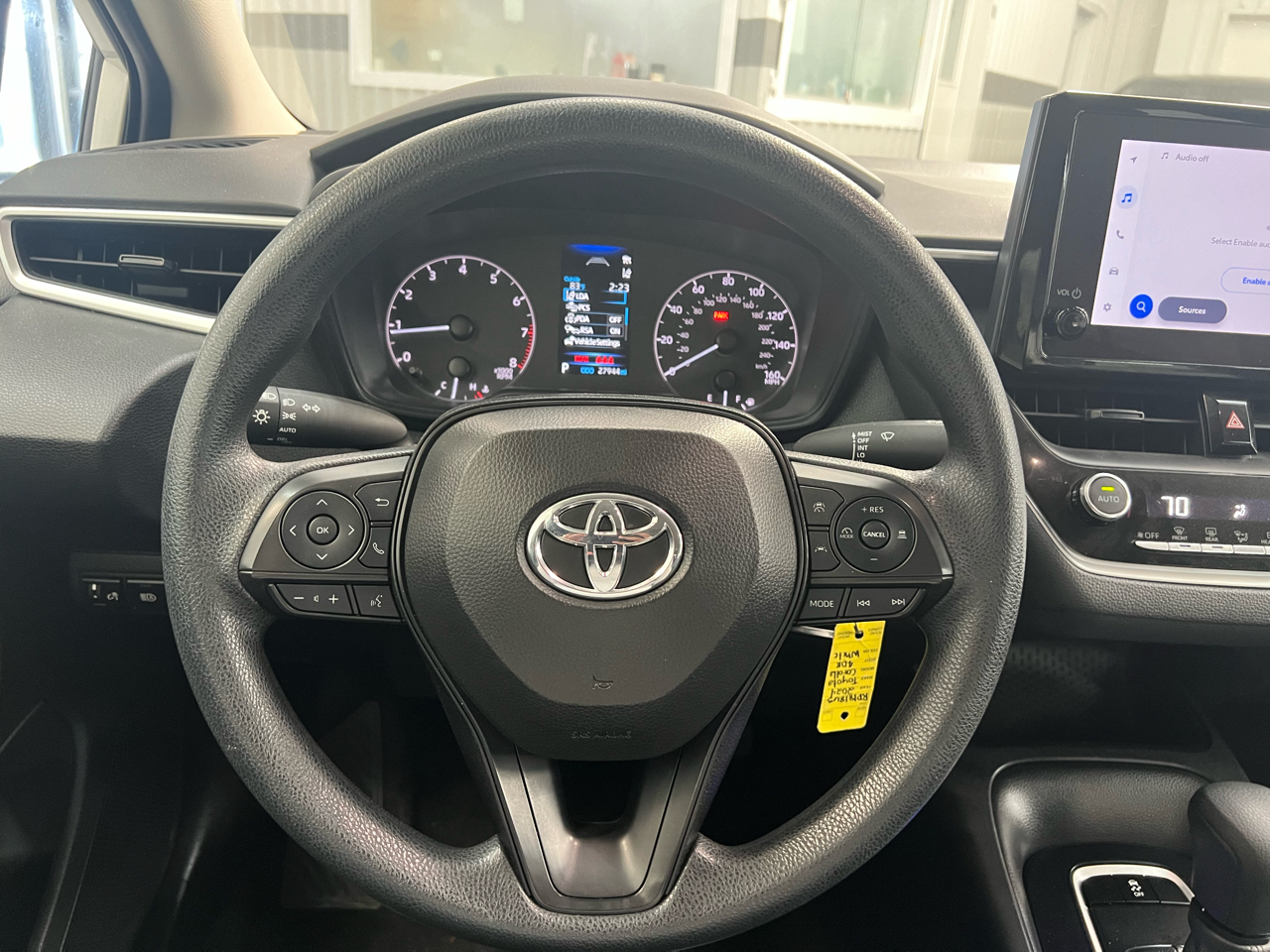 Toyota Corolla LE 2024