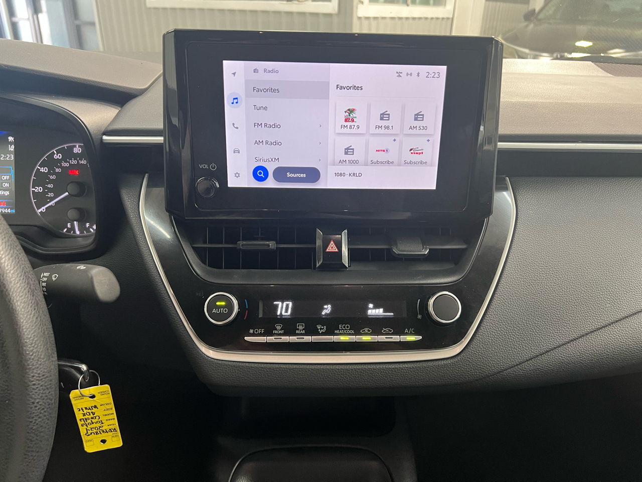 Toyota Corolla LE 2024