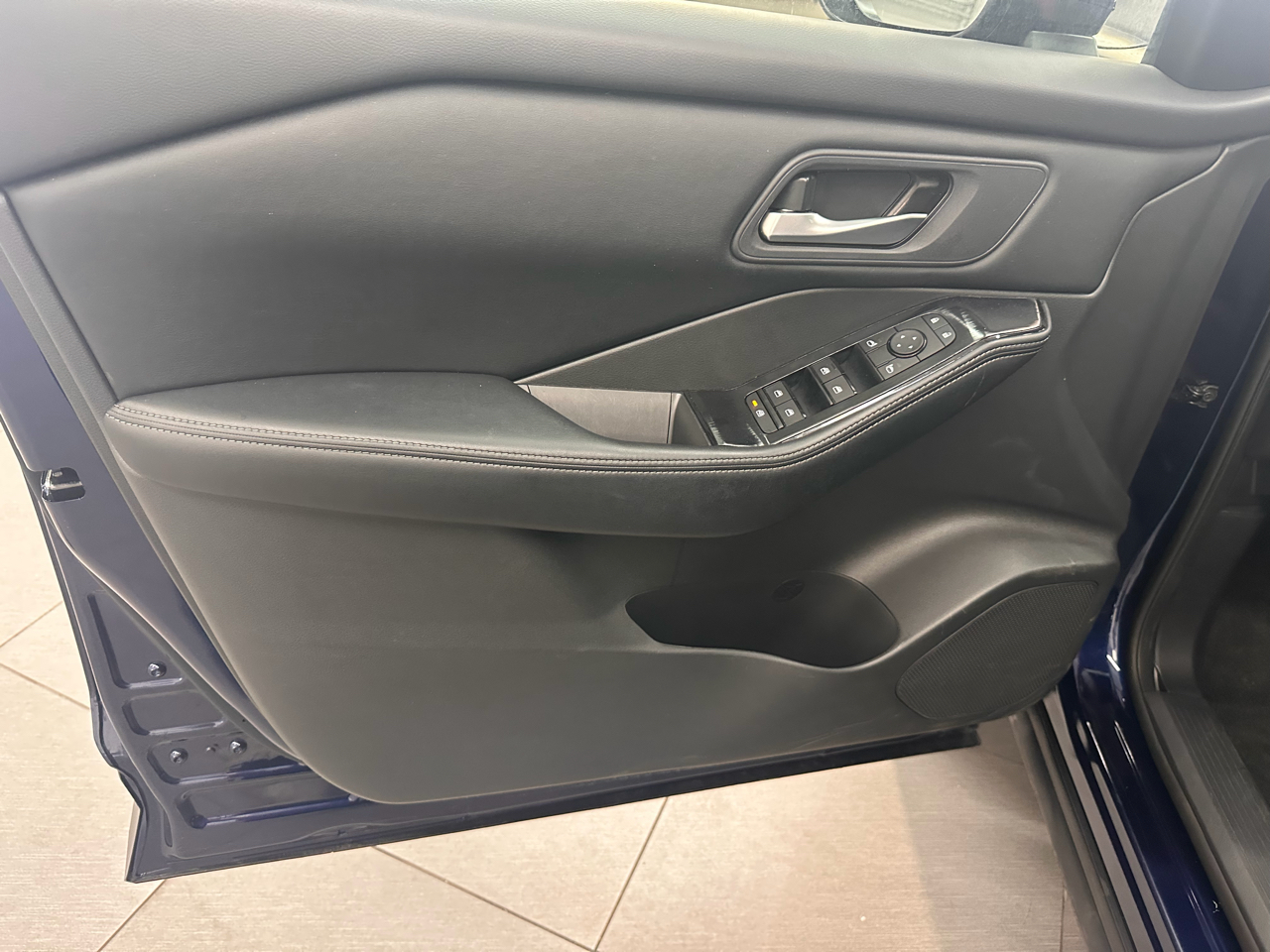 Nissan Rogue SV AWD 2025