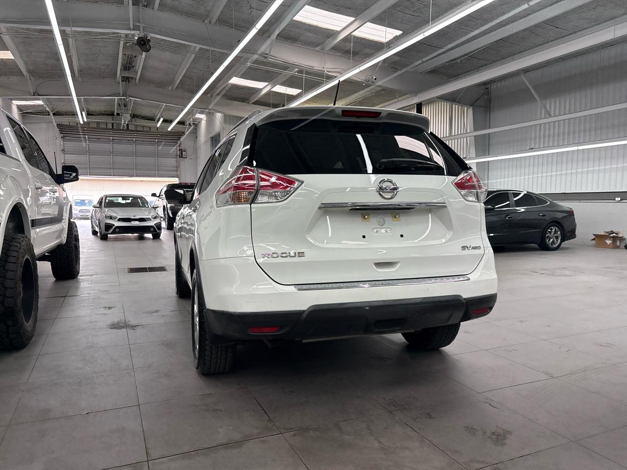 Nissan Rogue SV AWD 2015