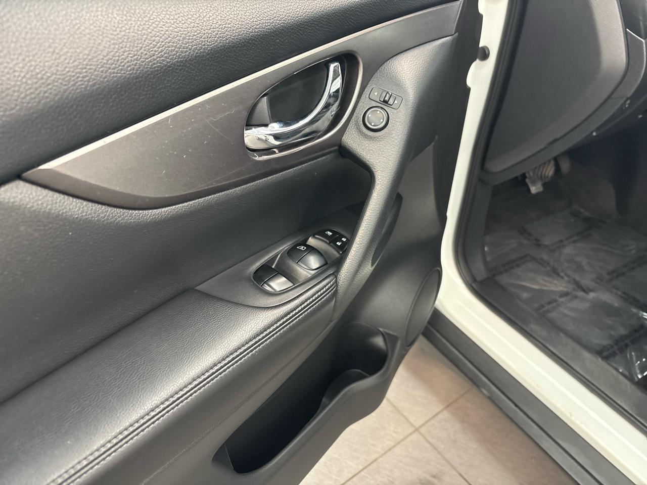 Nissan Rogue SV AWD 2015