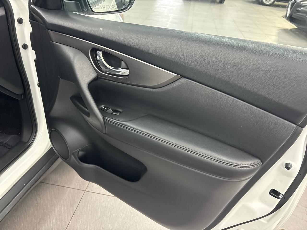 Nissan Rogue SV AWD 2015