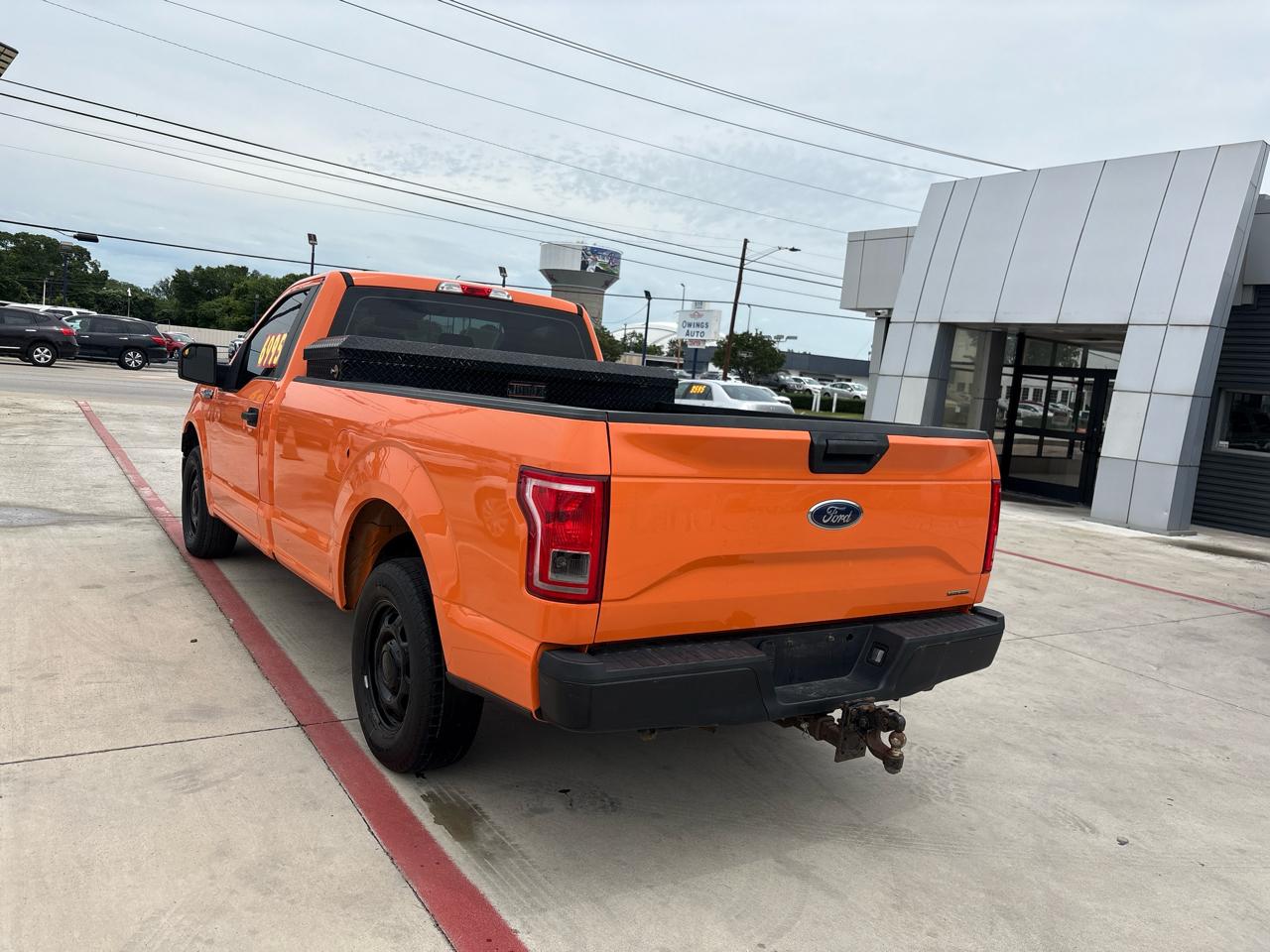 Ford F-150 2WD Reg Cab 122.5" XL 2016